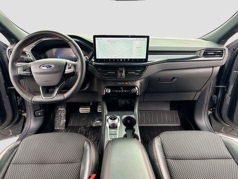 Used 2023 Ford Escape ST-Line w/ Tech Pack #1 image 3