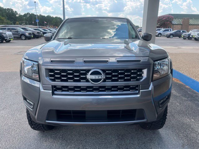 Used 2025 Nissan Frontier SV w/ SV Convenience Package RWD image 4