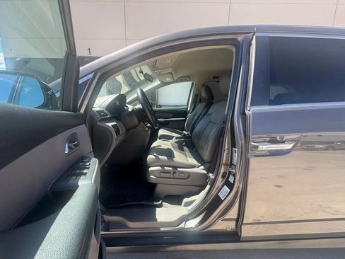 Used 2014 Honda Odyssey EX image 11