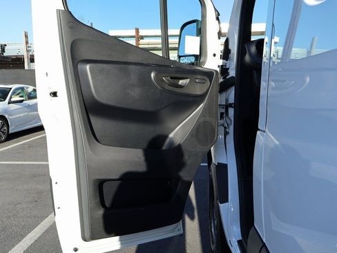 New 2025 Mercedes-Benz Sprinter 2500 image 7