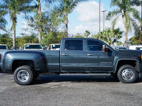 Used 2019 GMC Sierra 3500 Denali w/ Duramax Plus Package AWD/4WD image 11