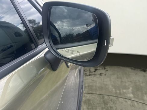 Used 2024 Subaru Forester Wilderness w/ Wilderness Package AWD/4WD image 18