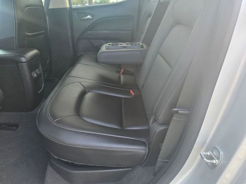 Used 2019 Chevrolet Colorado LT w/ Redline Special Edition image 29