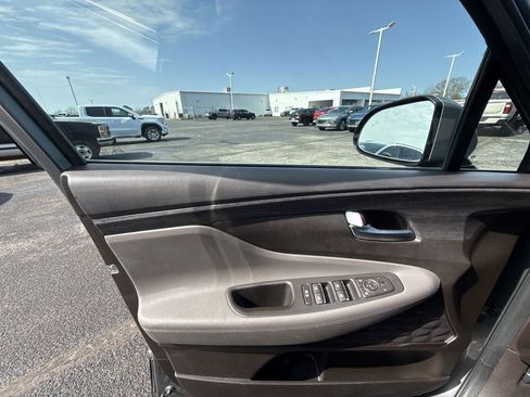 Used 2020 Hyundai Santa Fe SEL image 29