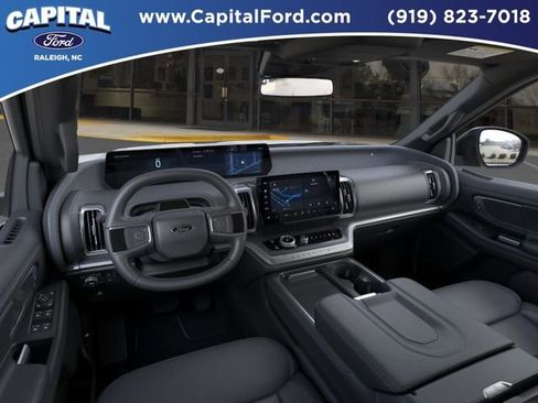 New 2026 Ford Expedition Max Platinum image 9