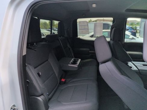 Used 2020 GMC Sierra 1500 Elevation w/ Elevation Value Package AWD/4WD image 17