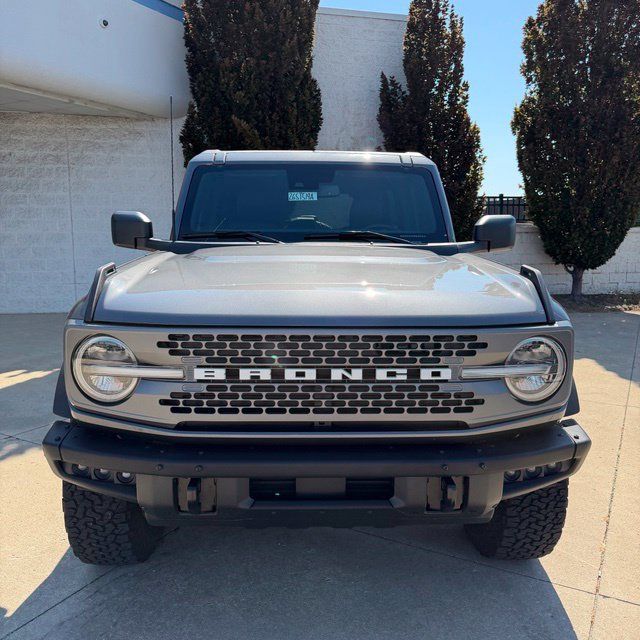 Used 2024 Ford Bronco Badlands AWD/4WD image 9