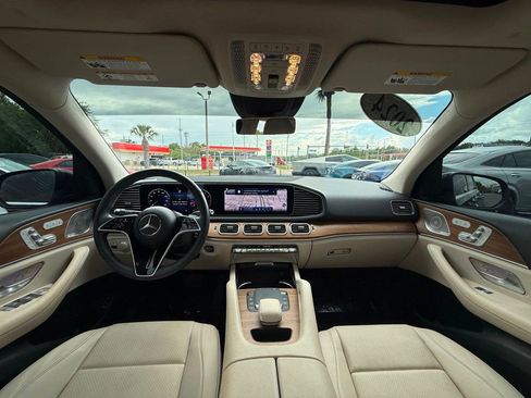 Used 2024 Mercedes-Benz GLE 350 4MATIC image 22