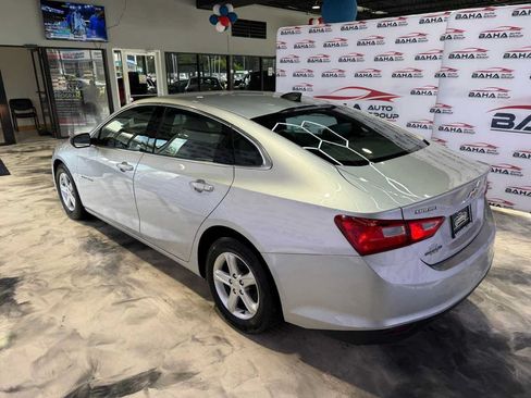 Used 2021 Chevrolet Malibu LS FWD image 6