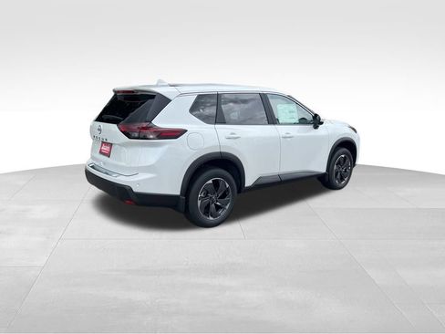 New 2026 Nissan Rogue SV image 4