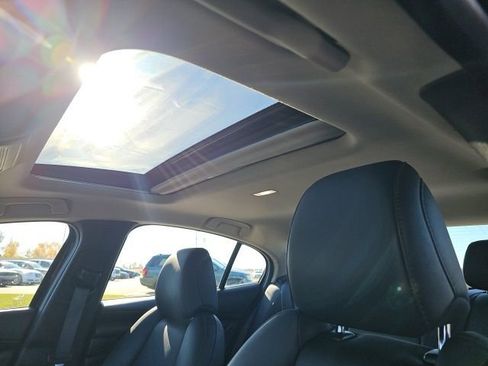 Used 2025 MAZDA MAZDA3 s image 17