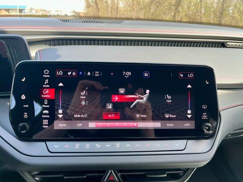 New 2026 Dodge Charger Scat Pack image 20