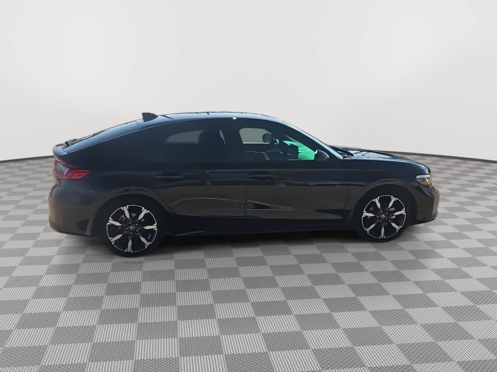 Used 2025 Honda Civic Sport Touring image 9