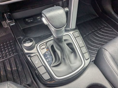 Used 2023 Kia Seltos SX image 19