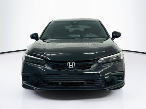 Used 2024 Honda Civic Sport image 2