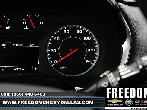 Used 2023 Chevrolet Traverse LT FWD image 27