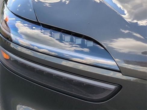 New 2026 Genesis GV70 2.5T Select image 9