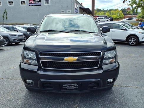Used 2012 Chevrolet Suburban LT image 10
