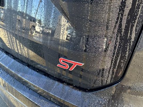 Used 2020 Ford Edge ST w/ Equipment Group 401A image 9