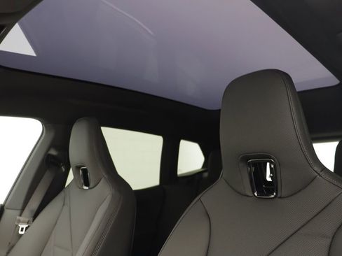 New 2026 BMW iX xDrive60 image 15