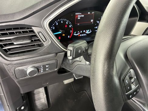 Used 2020 Ford Escape SE image 21