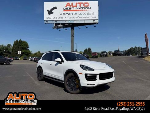 Used 2016 Porsche Cayenne Turbo AWD/4WD image 1