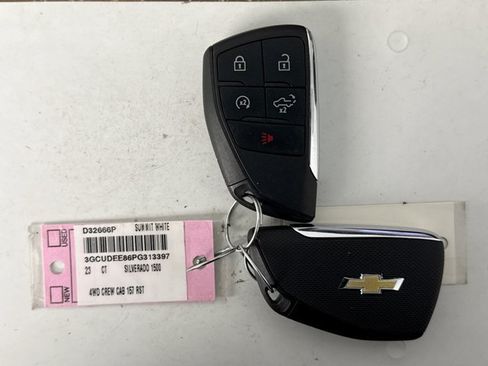 Used 2023 Chevrolet Silverado 1500 RST w/ Convenience Package II AWD/4WD image 21
