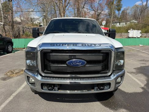 Used 2015 Ford F250 XLT AWD/4WD image 2