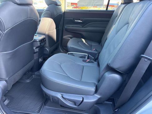 New 2026 Toyota Grand Highlander Limited AWD/4WD image 5
