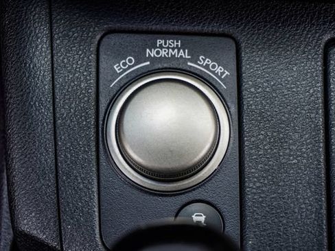 Used 2013 Lexus ES 350 w/ Luxury Pkg FWD image 21