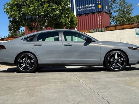 Certified 2025 Honda Accord Sport image 6