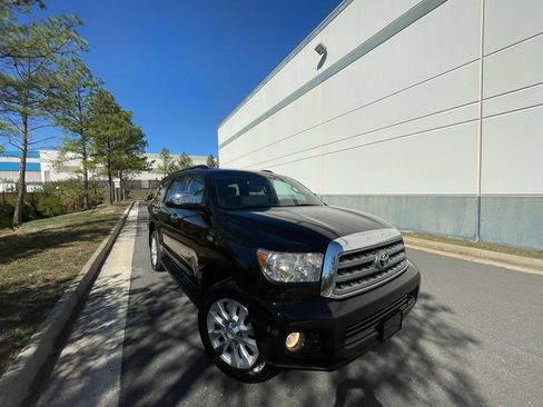 Used 2011 Toyota Sequoia Platinum image 7