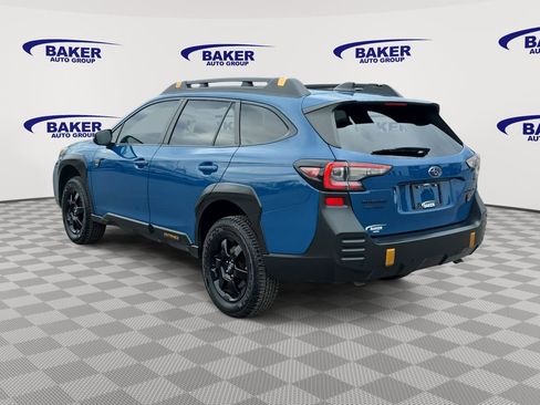 Used 2022 Subaru Outback Wilderness image 7