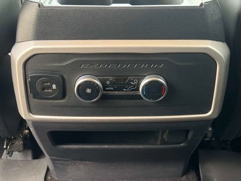 Used 2023 Ford Expedition Max XLT AWD/4WD image 17