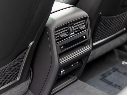 New 2026 Porsche Cayenne Coupe image 39