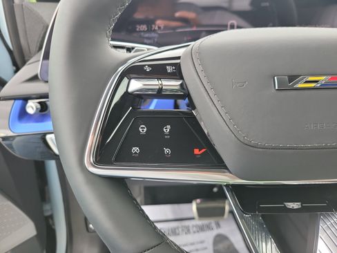New 2026 Cadillac Optiq V AWD/4WD image 30
