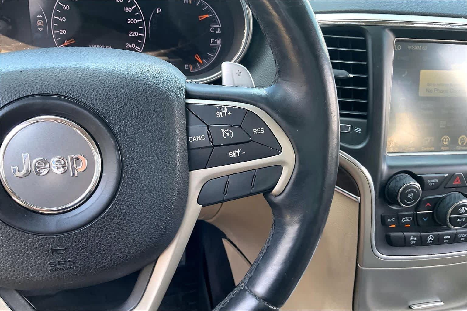 Used 2017 Jeep Grand Cherokee Limited RWD image 25