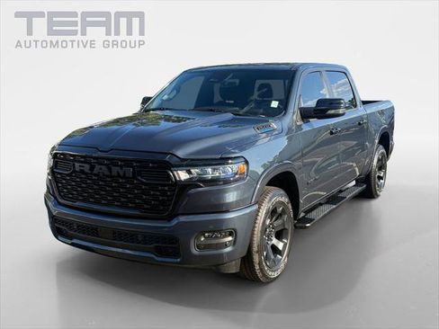 Certified 2025 RAM 1500 Big Horn AWD/4WD image 3