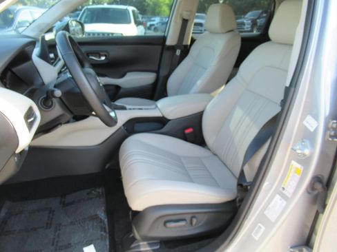 Used 2026 Honda HR-V EX-L image 18