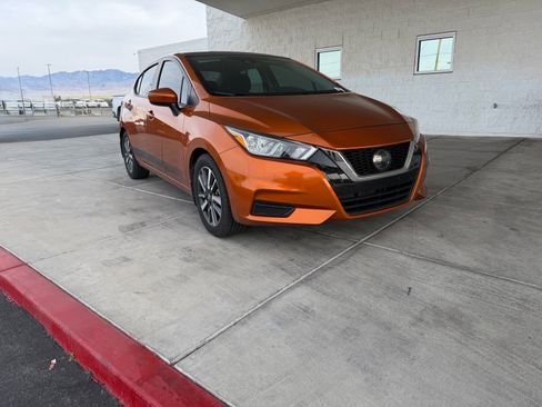 Used 2020 Nissan Versa SV image 1