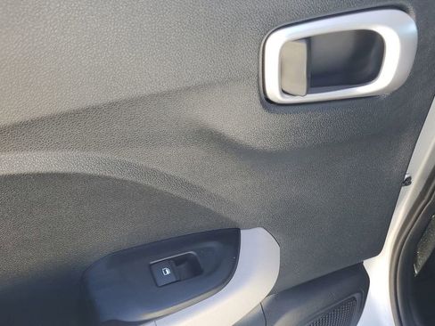 Certified 2023 Hyundai Venue SEL w/ Cargo Package image 40