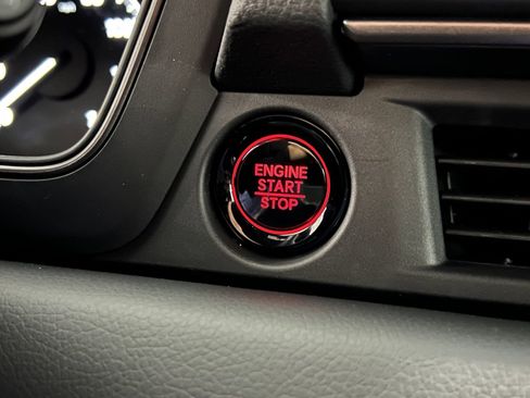 New 2025 Honda Pilot TrailSport image 31