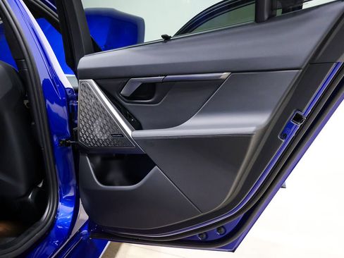 Used 2025 BMW M5 Touring image 59