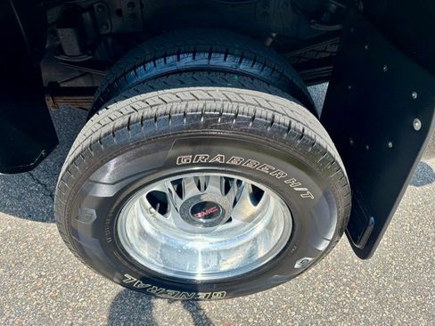 Used 2015 GMC Sierra 3500 Denali w/ Duramax Plus Package AWD/4WD image 42