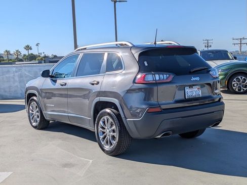 Used 2019 Jeep Cherokee Latitude Plus image 8