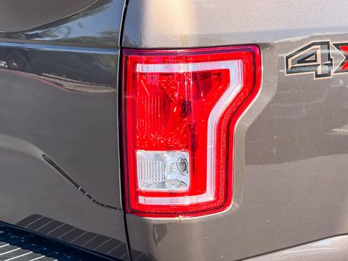 Used 2017 Ford F150 XLT image 8