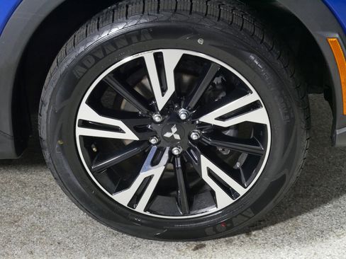 Used 2023 Mitsubishi Eclipse Cross SE AWD/4WD image 15
