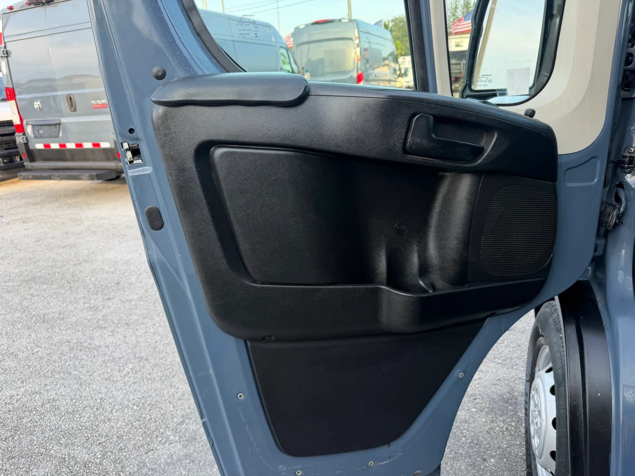 Used 2020 RAM ProMaster 3500 FWD image 9