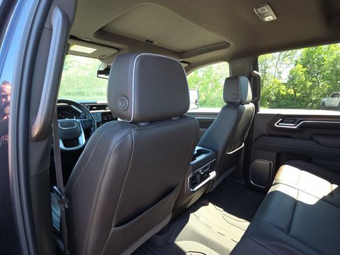 Certified 2025 GMC Sierra 2500 Denali AWD/4WD image 30