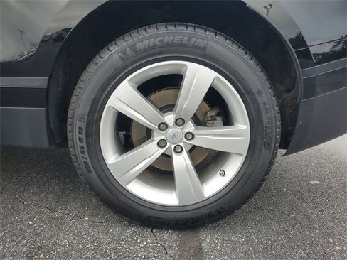 Used 2019 Land Rover Range Rover Velar S image 7